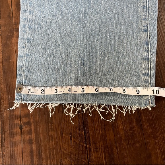 MADEWELL The Curvy Perfect Vintage Wide-Leg Crop Jean- 30” - Picture 11 of 11